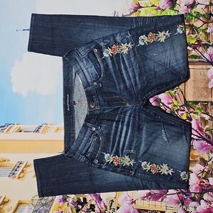 Driftwood Floral Low Waist Jeans Size 26